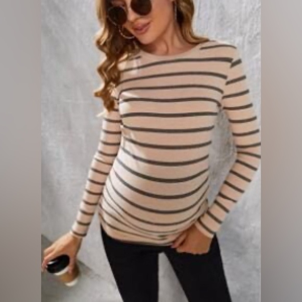 Bundle of women’s maternity tops - Picture 2 of 12